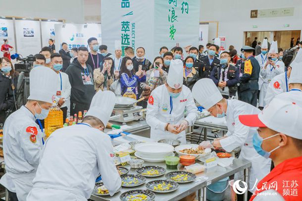 第两千六百五十一章 不要这样(1/2) 第两千六百五十一章 不要这样(1/2)
