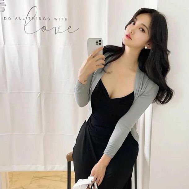 有哪些适合女生夏天背的小众包款? 有哪些适合女生夏天背的小众包款?